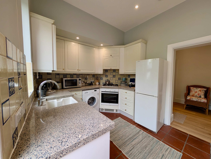 Room 3, Charming Two-bedroom House in London, London