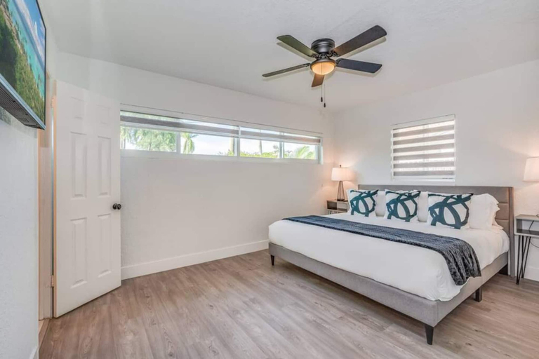 Bedroom 3, Fox Private Resort-Heated Pool, Spa-Downtown&Beach, Broward