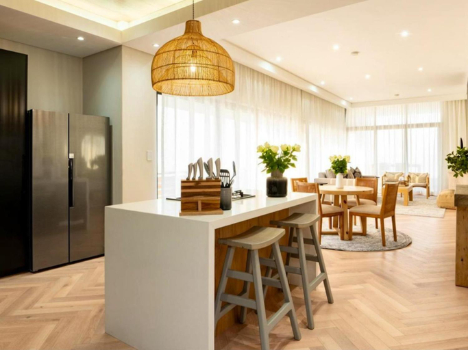 Others 3, Kabeljauws Beachfront Luxury Apartments - Jeffreys Bay, Cacadu