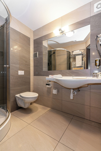 Bathroom 3, Hotel Soray, Kraków City