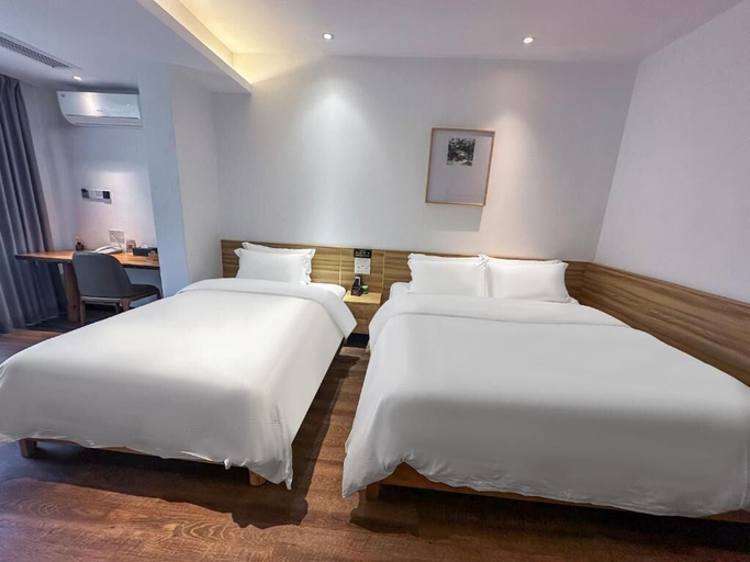 Room 2, Avatar Peaks Resort, Zhangjiajie