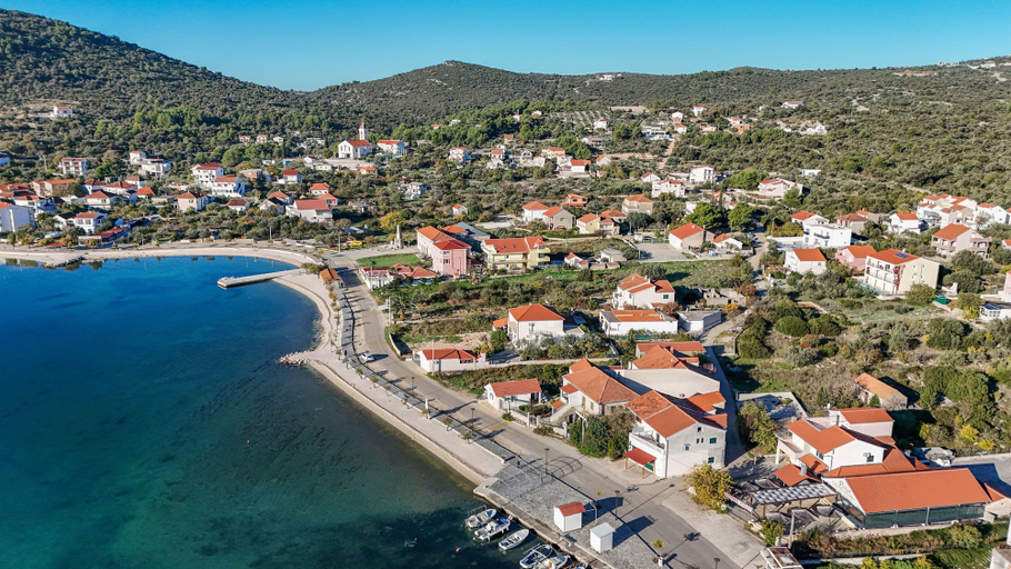 Exterior & Views, Villa Burica, Marina