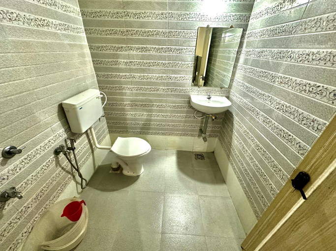 Bathroom 3, Jacks Calangute place, North Goa