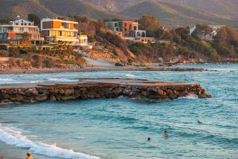 Beach, Row 7 Holiday Homes