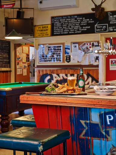 Food & Drinks 4, The Harrietville Snowline Hotel, Alpine - East