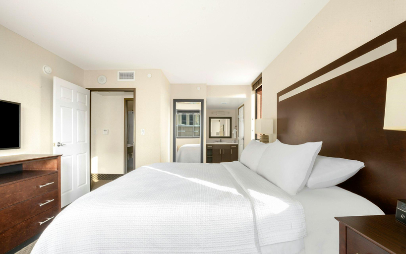 Bedroom 3, The Carriage House, Clark