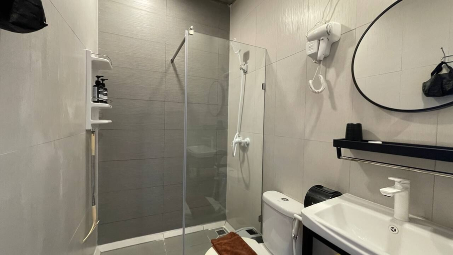Bathroom 3, White Sand Ark Resort, Sihanoukville