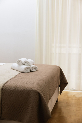 Room 4, Aleksandra City Center House, Crete