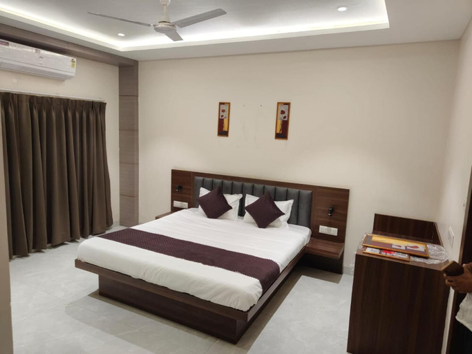 Room 5, Hotel Bhasmaarti, Ujjain