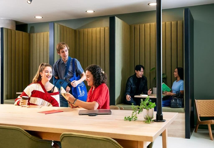 Lobby 3, Student Only En-suite at Stapleton House near London Metropolitan University, London