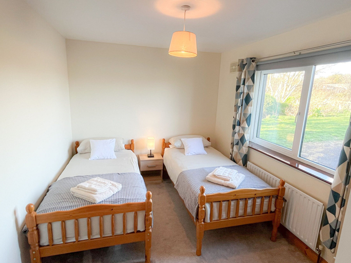 Room 3, Honeybee Cottage Valentia
