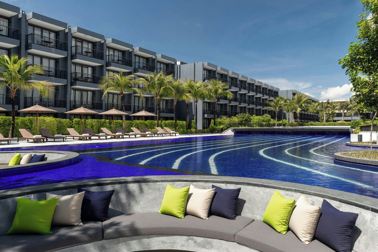 Outdoor pool 3, Courtyard By Marriott Phuket Chalong Bay Resort, Phuket Island