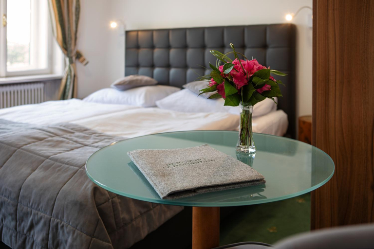 Bedroom 2, Hotel Bergwirt Schonbrunn, Wien