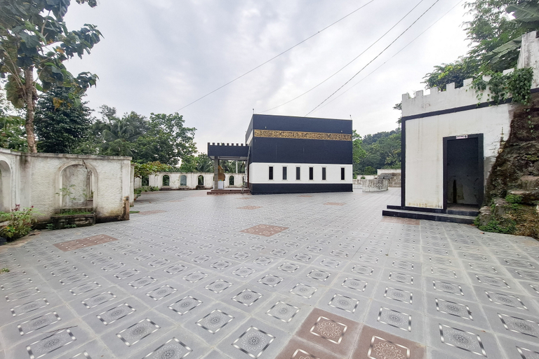 Exterior 3, RedDoorz Syariah @ Kampoeng Ngapak Kebumen, Kebumen