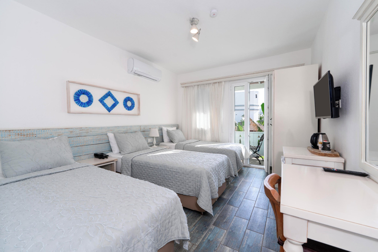 Bedroom 4, Kefi Beach and Suites, Bodrum