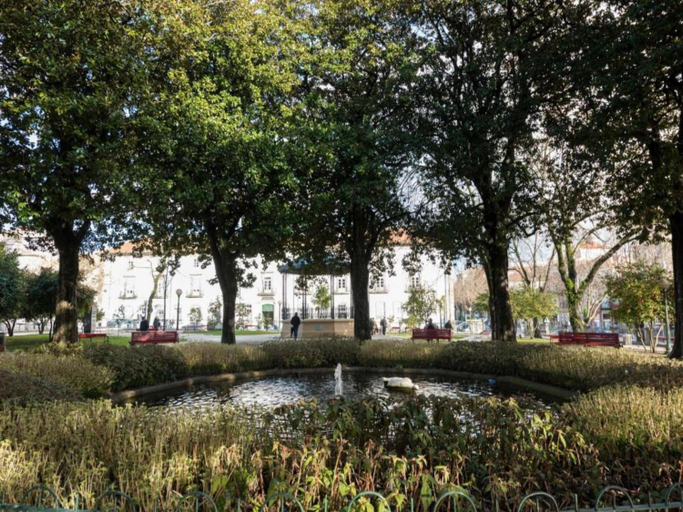Surrounding environment 5, Spacious city apartment with modern amenities, Porto