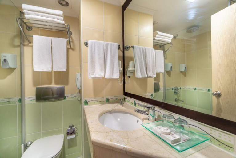 Bathroom, Orfeus Park Hotel, Manavgat
