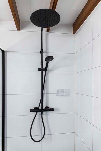 Bathroom shower 2, B&B Slapen bij de bakker, Heemskerk