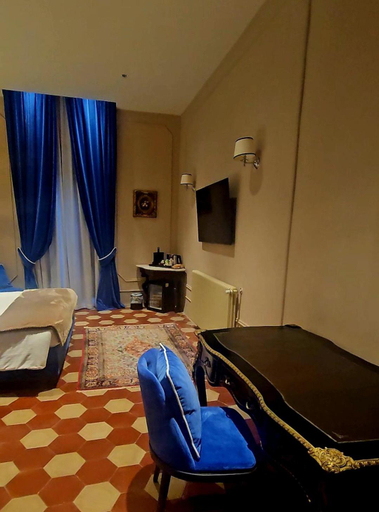 Bedroom, Palazzo Papa Gregorio XVI, Rome