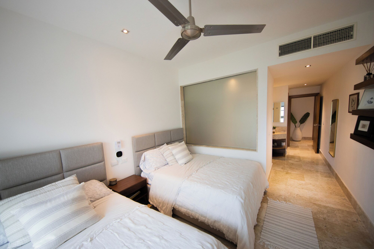 Room 5, La Amada Rooftop Condo w Marina Views, Isla Mujeres