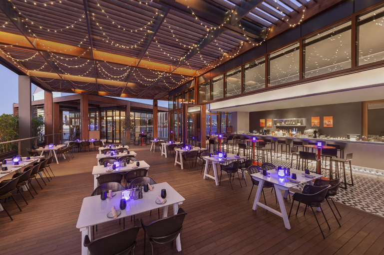 Food & Drinks 5, Canopy by Hilton Dubai Al Seef, Dubai