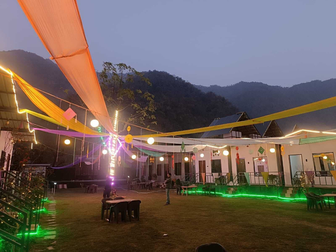 Outdoor dining 4, Velvet Valley Resort, Garhwal