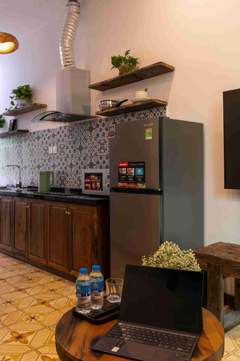 Food & Drinks 4, An Suites, Đống Đa