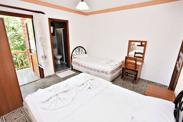 Bedroom 4, Melinda Pansiyon, Datça