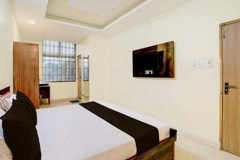 Room 4, Collection O Ayodhya Ring Road Bhopal, Bhopal