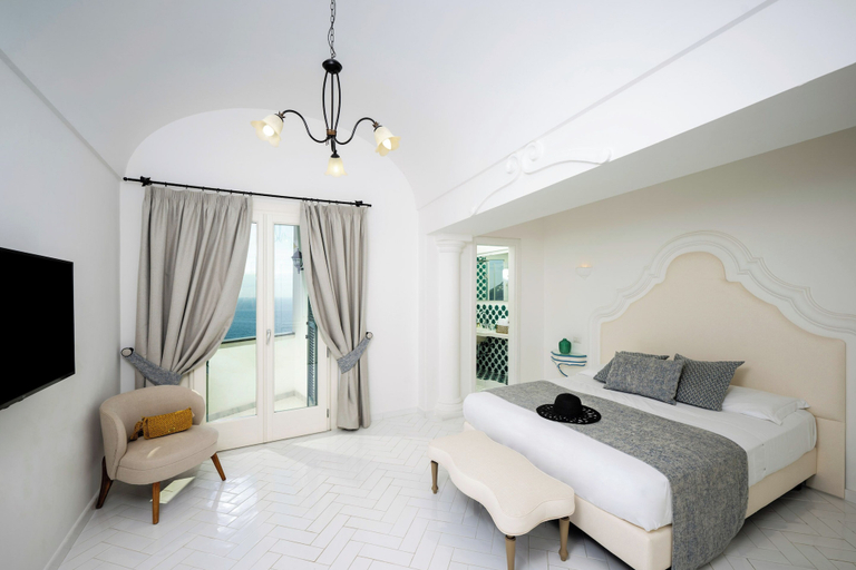 Bedroom 3, Alcione Residence, Salerno