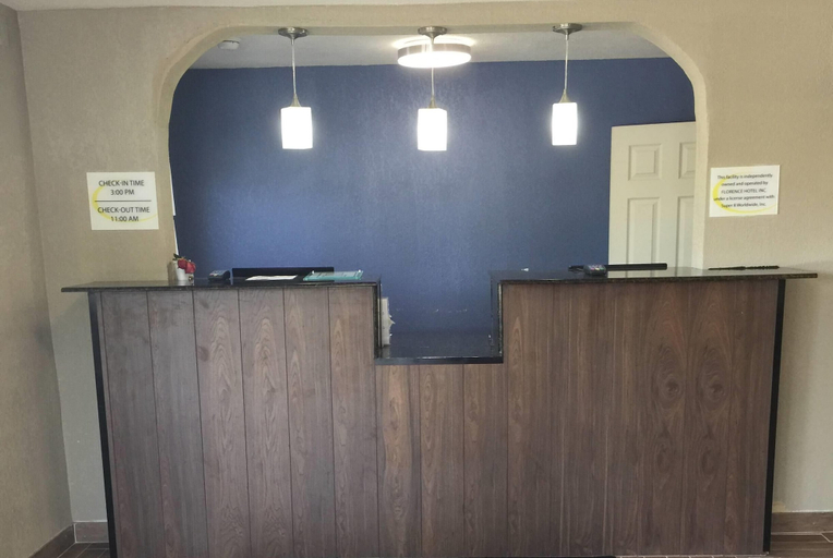 Others 5, Super 8 by Wyndham Florence, Boone