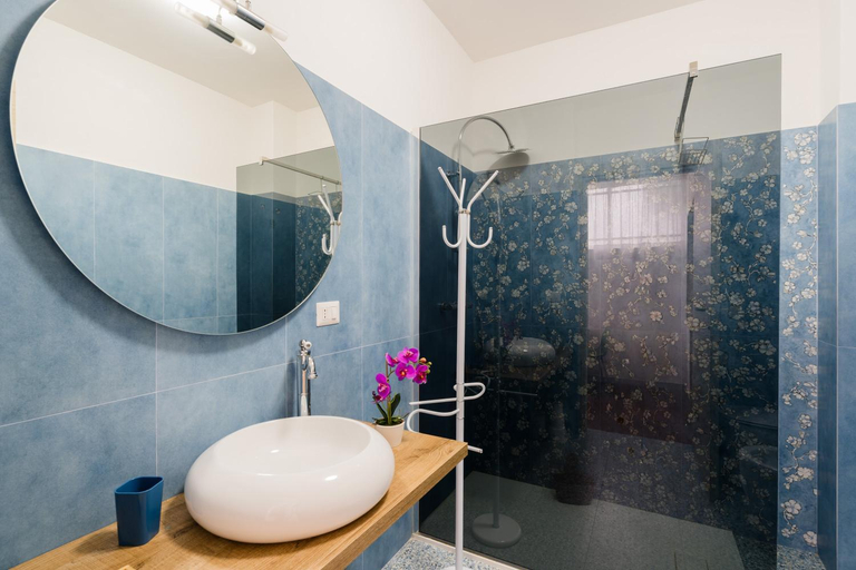 Bathroom 2, B&B Saphir - Salento Selection, Lecce