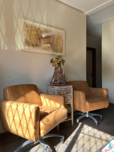 Others 4, Hotel Porto Alegre, Porto Alegre