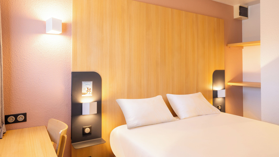 Bedroom 3, Kyriad ECO - Lorient Lanester, Morbihan