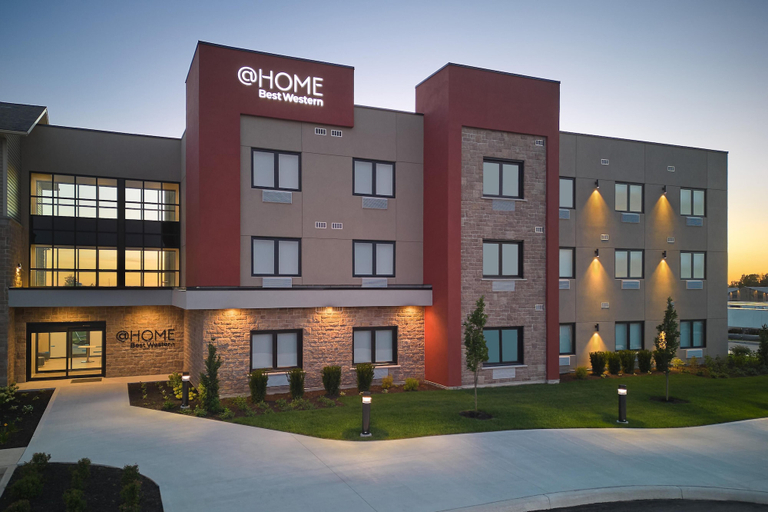 Exterior & Views 2, @HOME by Best Western Walkerton, Bruce