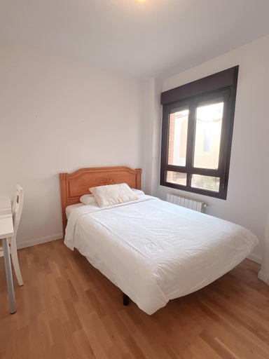 Bedroom 3, Alcobendas Comodo y luminoso Un dormitorio, Madrid
