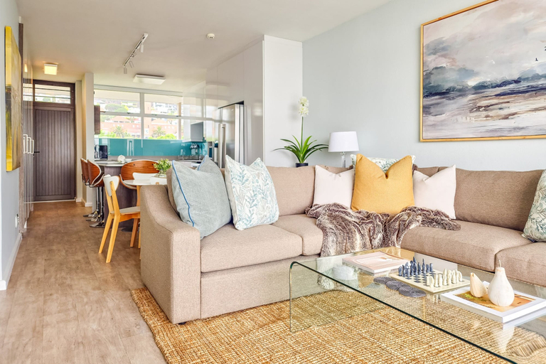 Room 3, Two Bed Green Point Ocean View, City of Cape Town
