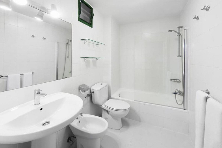 Bathroom 5, Elba Lucia Sport & Suite Hotel, Las Palmas