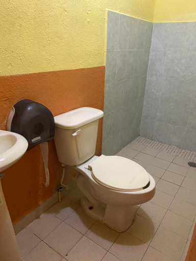 Bathroom 5, Hotel Las Salinas, José Azueta