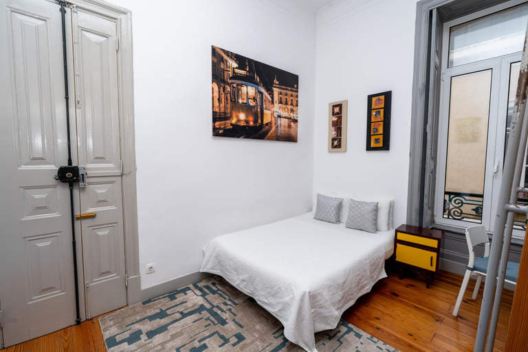 Bedroom 5, STUDIO APARTMENT LOCATED CENTRAL LISBON, Lisbon