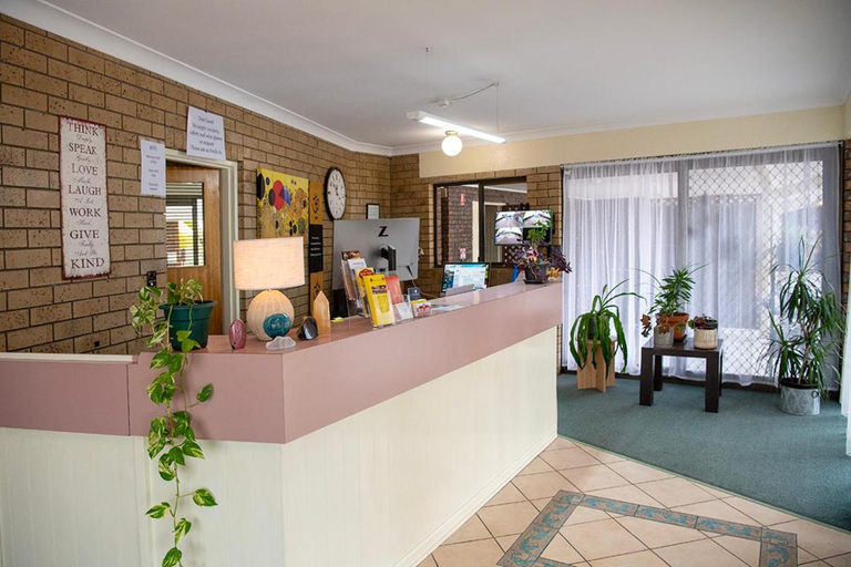 Others 5, Macintyre Motor Inn, Goondiwind