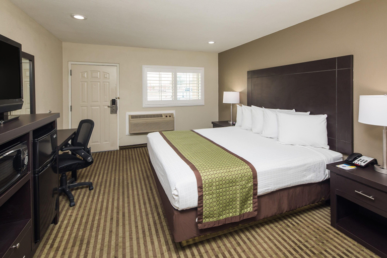 Bedroom 2, Days Inn by Wyndham El Centro, Imperial