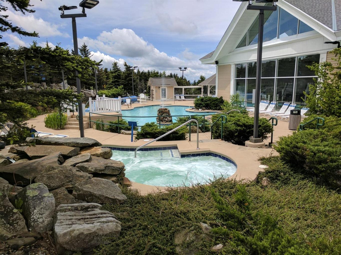 Sport & Beauty, ML 343 Ski-InOut Island Kitchen Steps to Ballhooter Sleeps 6, Pocahontas