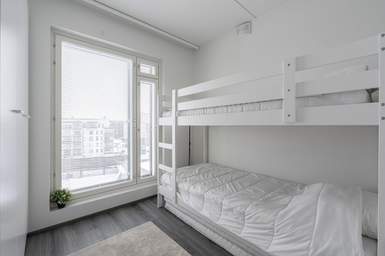 Room 2, Luxurious Penthouse - Hot Tub & Sauna, Pirkanmaa