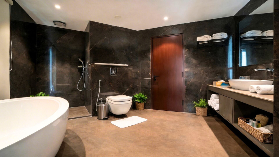 Bathroom 4, Trinity, Darjiling