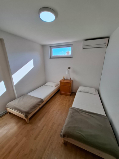 Bedroom 2, Sydney Apartment, Bilice