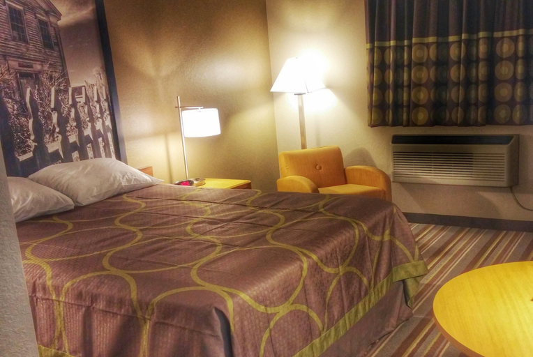 Bedroom 3, Super 8 by Wyndham Dillon, Beaverhead