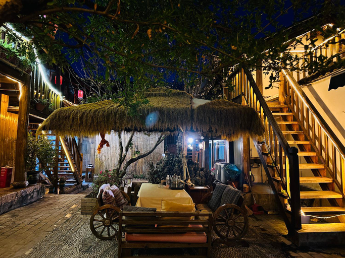 Others 4, Qinminshe Inn, Lijiang