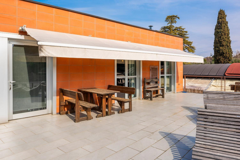 Exterior & Views 1, La Pacheca Rock Apartments, Verona