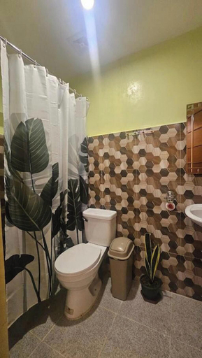 Bathroom 3, Alpas mountain pool resort, El Nido